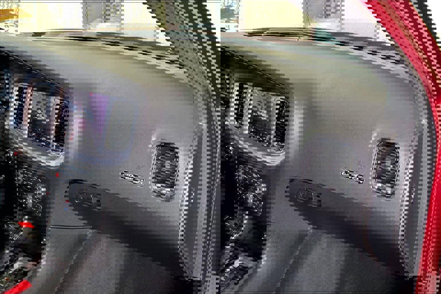 Used 2023 Dodge Charger R/T w/ Blacktop Package image 17