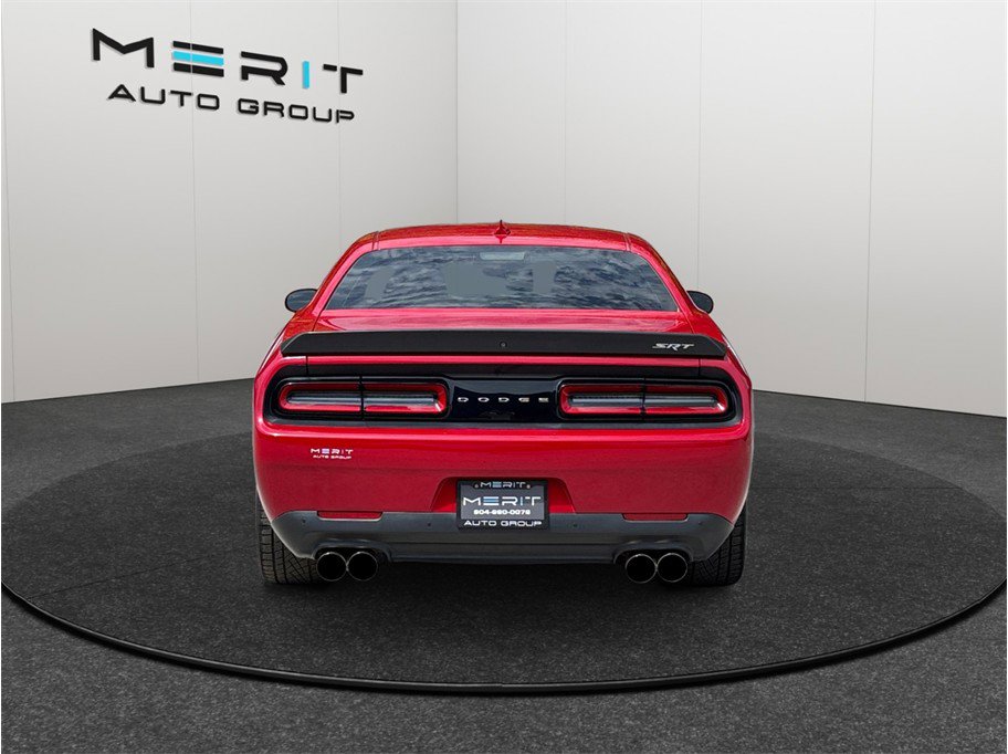 Used 2016 Dodge Challenger SRT Hellcat RWD image 8