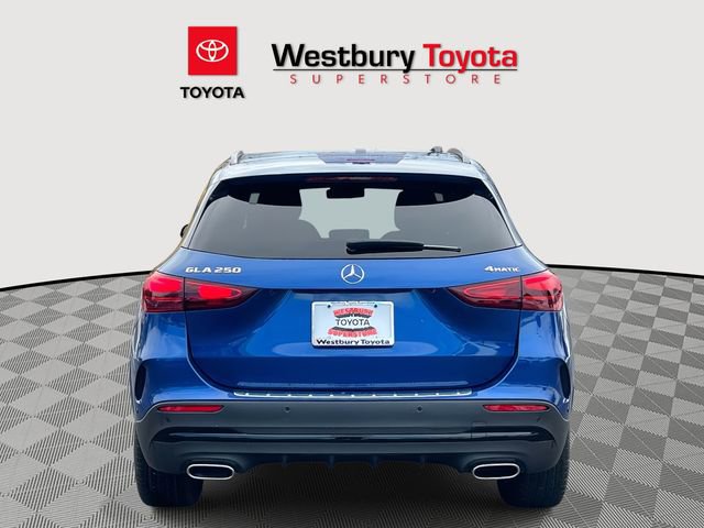 Used 2025 Mercedes-Benz GLA 250 4MATIC image 9