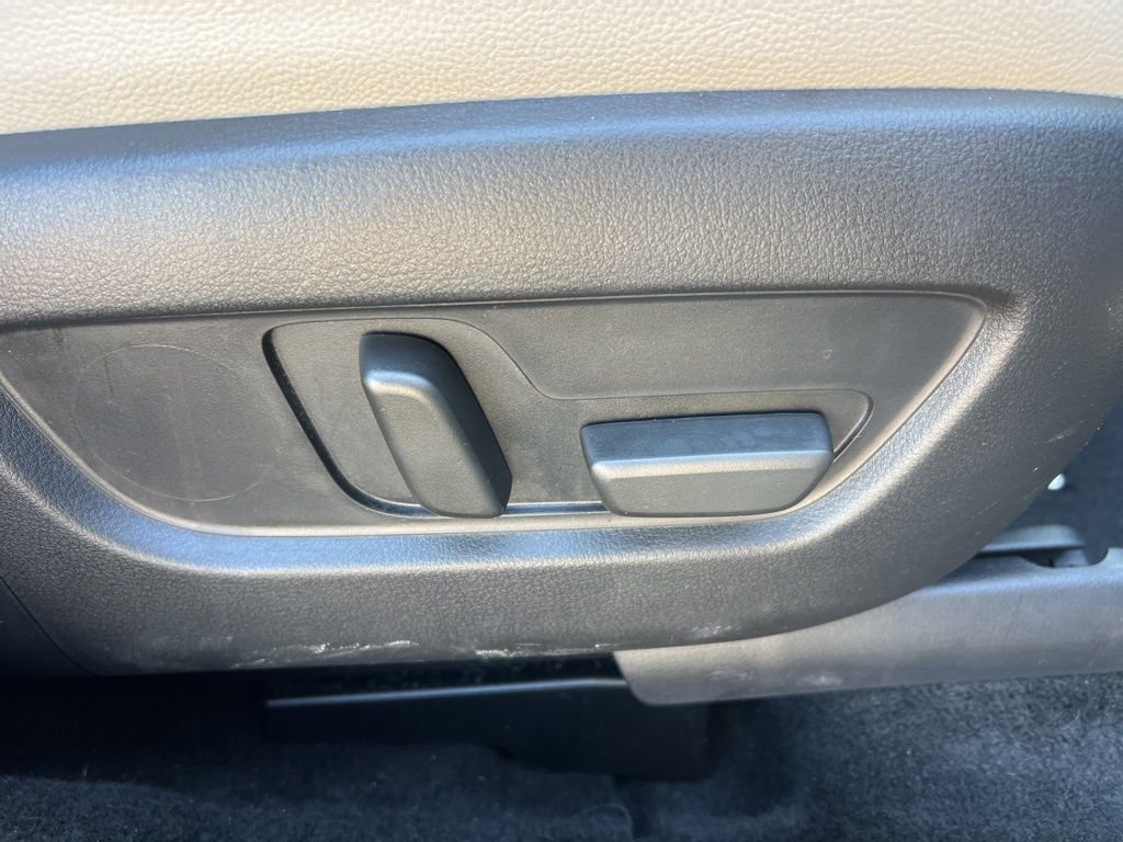 Used 2024 MAZDA CX-90 Plug-In Hybrid w/ Premium Pkg image 24