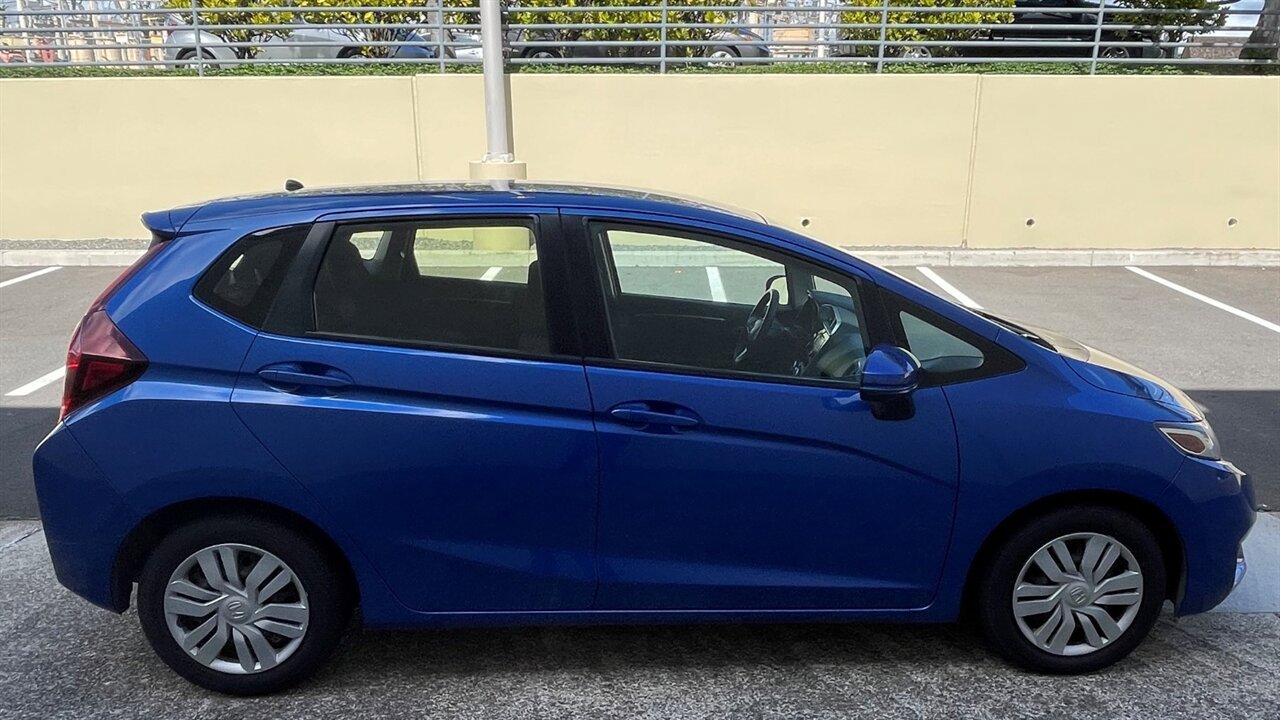 Used 2016 Honda Fit LX image 5