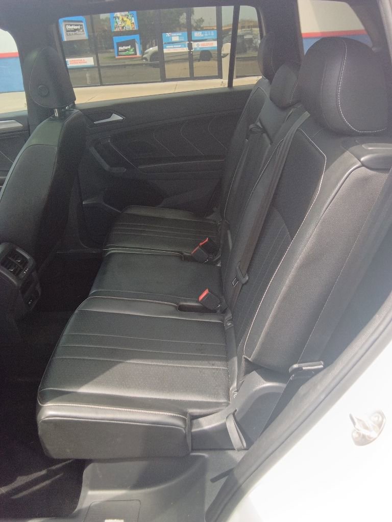 Used 2022 Volkswagen Tiguan SE R-Line FWD image 10