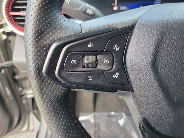 Used 2025 Chevrolet Trax RS w/ Driver Confidence Package image 15