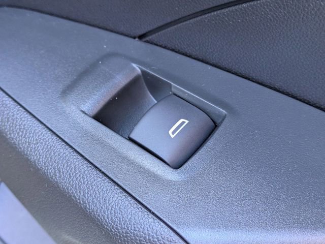 New 2026 Chevrolet Trax ACTIV w/ Sunroof Package image 31