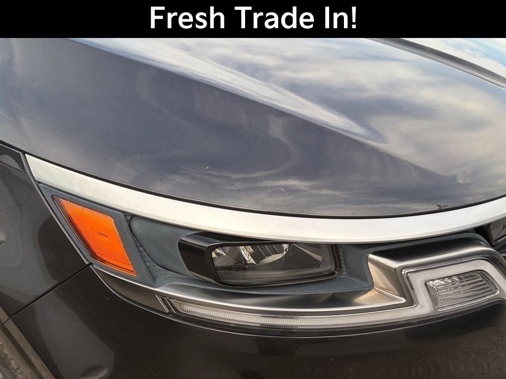 Used 2024 Kia Carnival LX FWD image 5