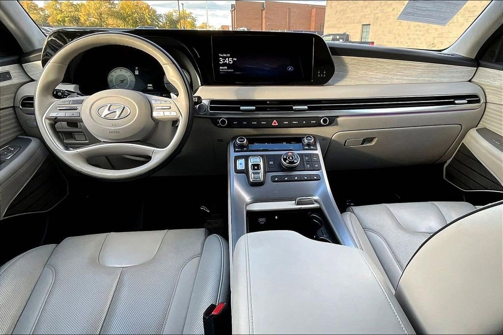 Used 2024 Hyundai Palisade Calligraphy image 14