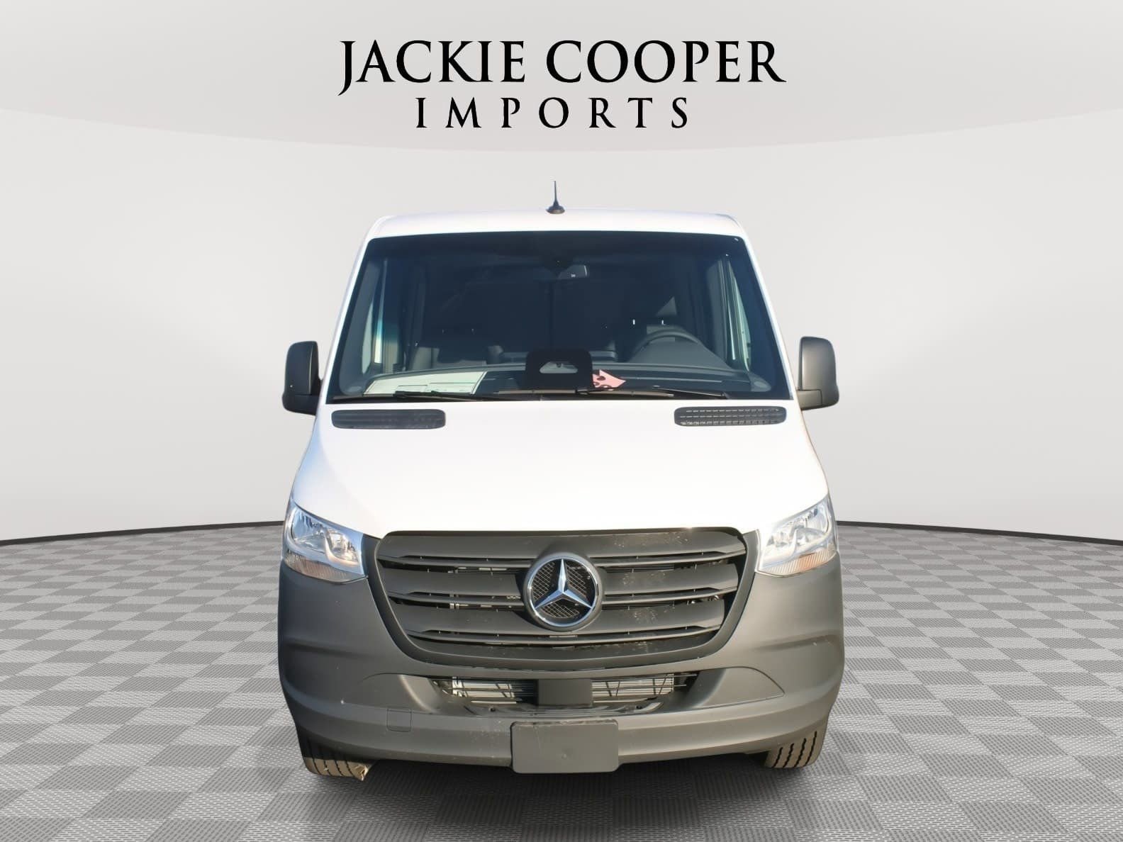 Used 2025 Mercedes-Benz Sprinter 2500 image 6