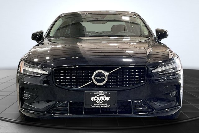 Used 2024 Volvo S60 B5 Core w/ Climate Package AWD/4WD image 4