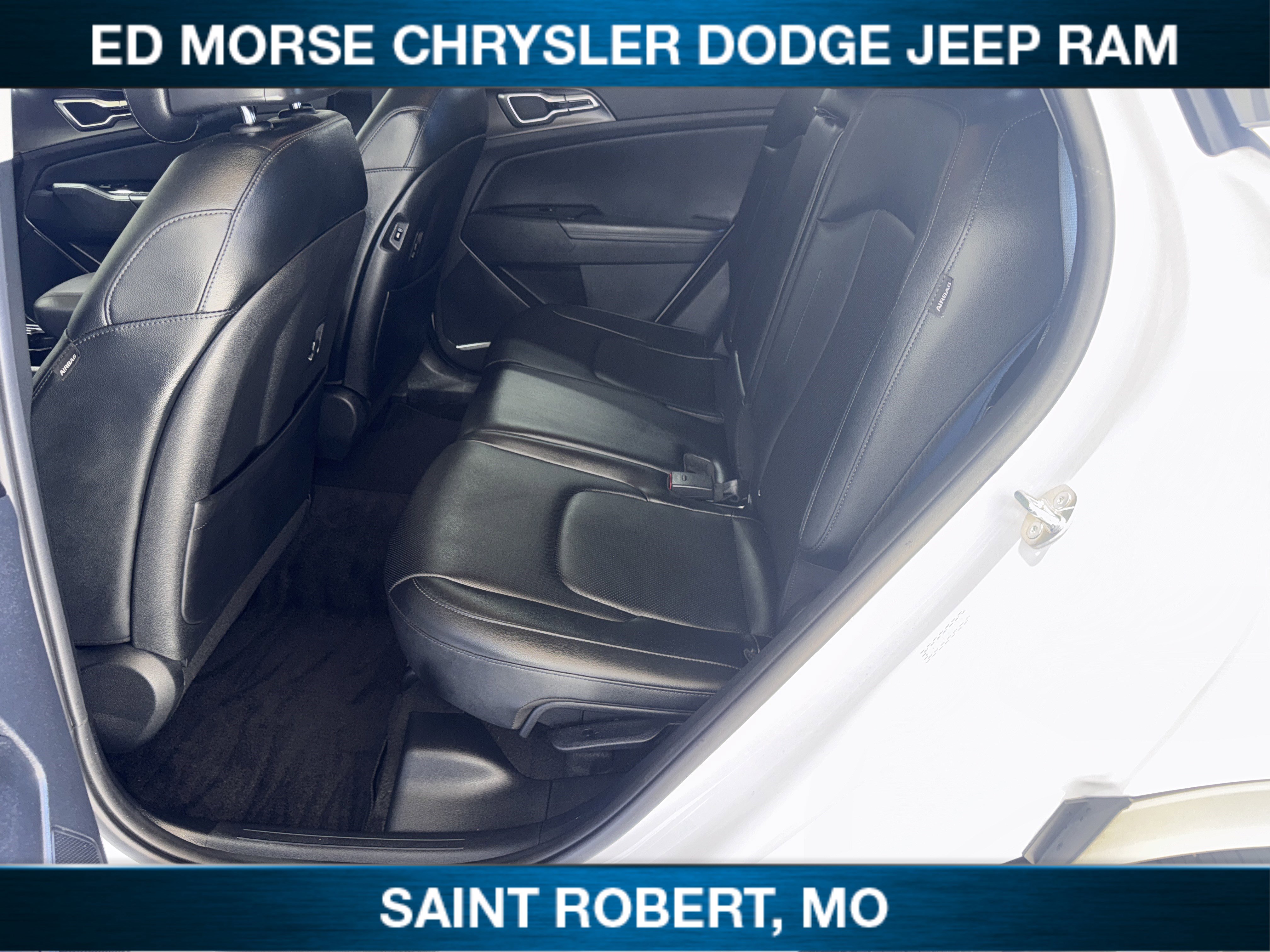 Used 2025 Kia Sportage EX image 25