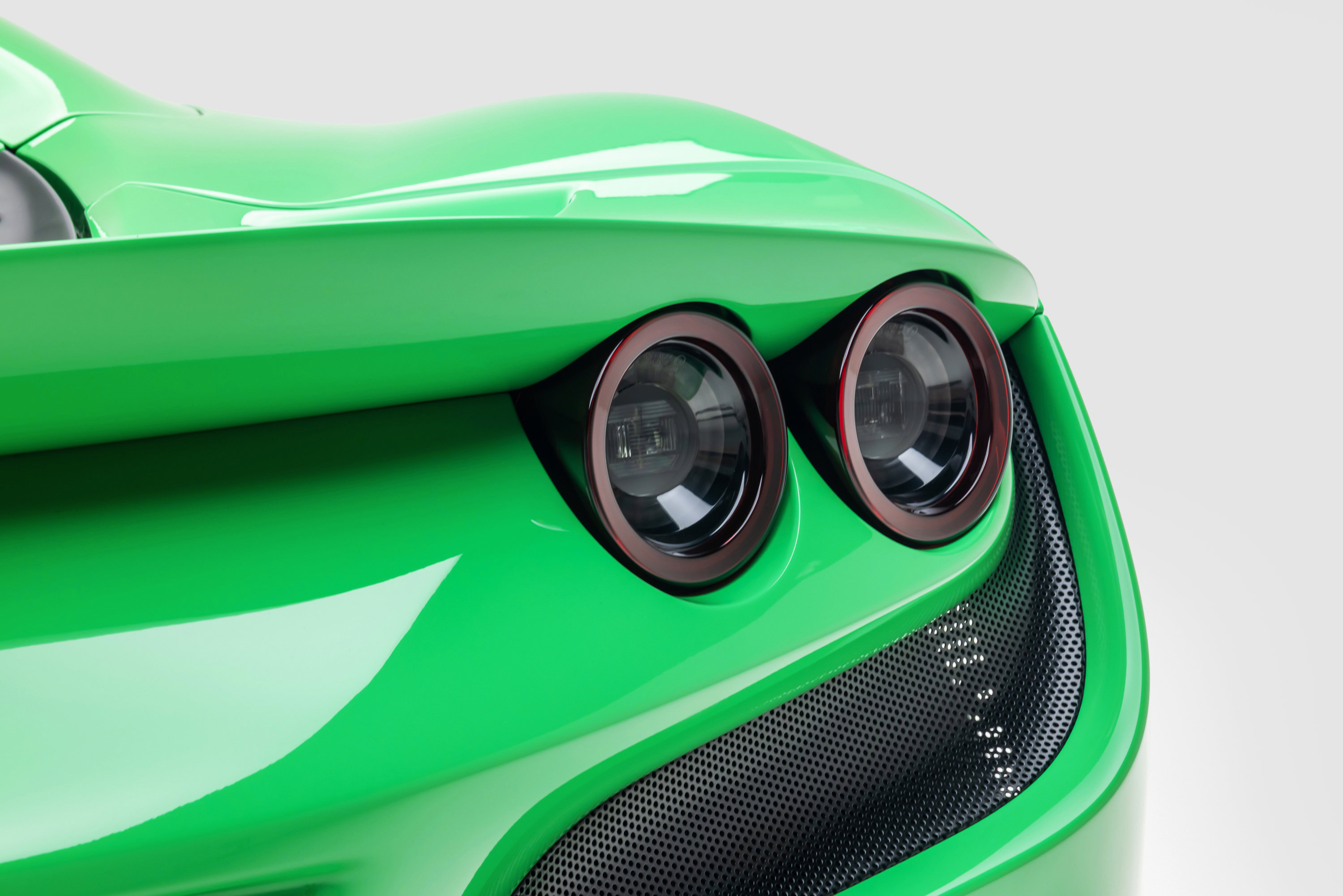 Certified 2023 Ferrari F8 Tributo RWD image 21