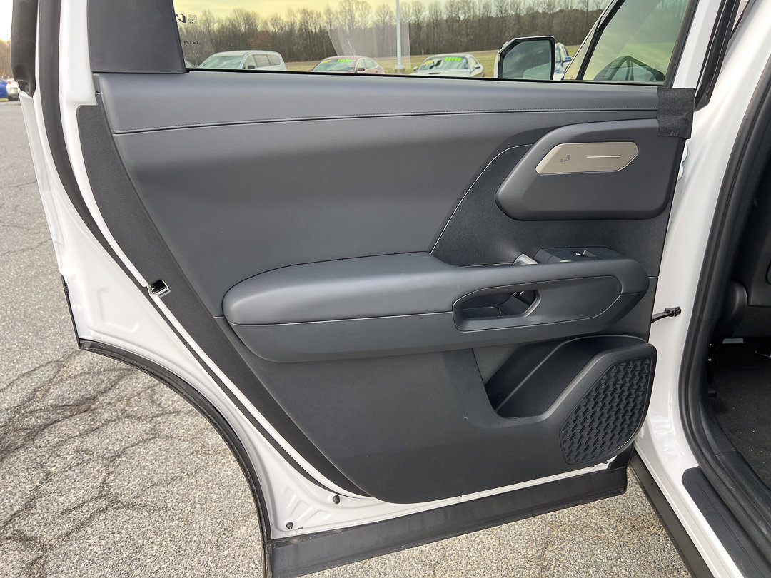 Used 2027 Kia Telluride S image 32