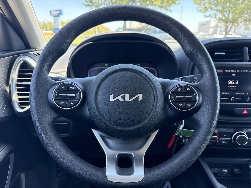 Used 2024 Kia Soul LX FWD image 11