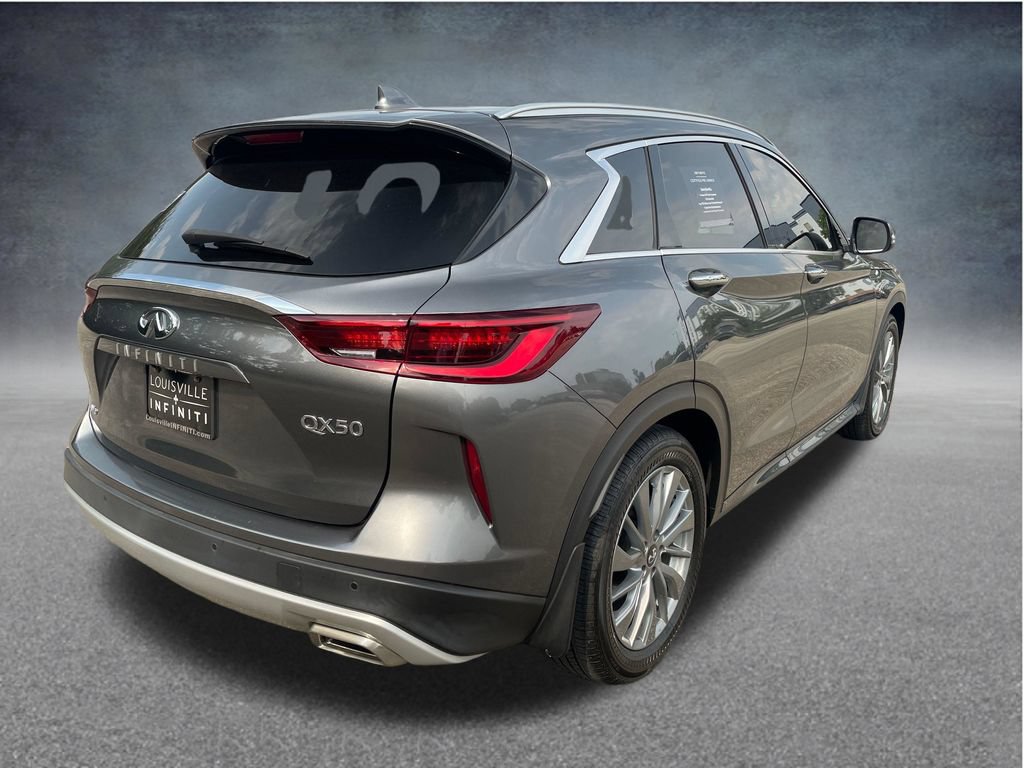 Used 2023 INFINITI QX50 Luxe AWD/4WD image 8