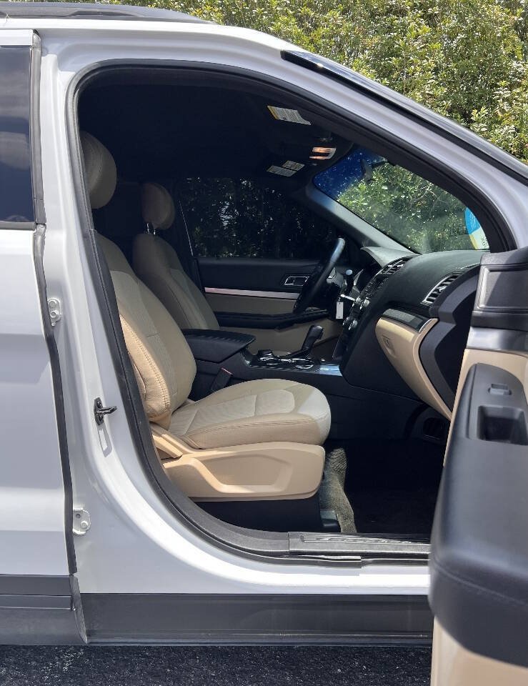 Used 2017 Ford Explorer 4WD image 15