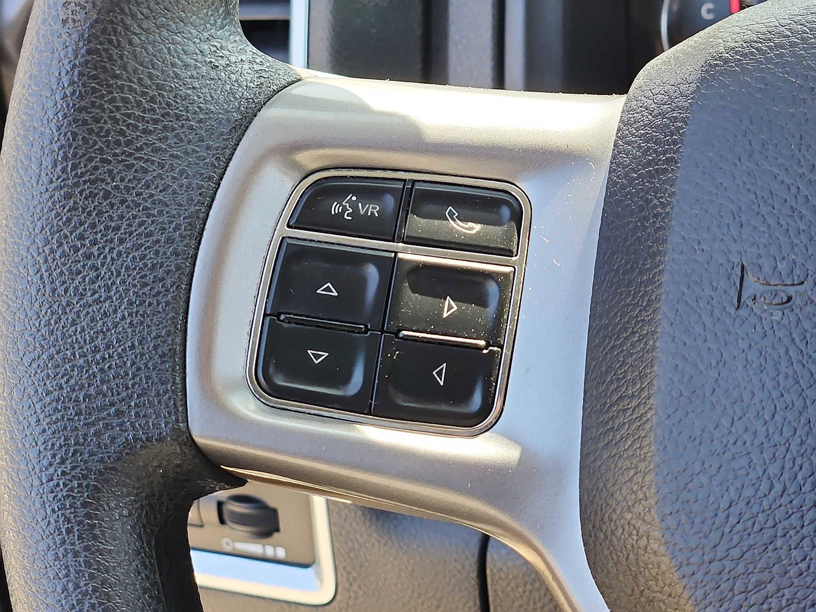 Certified 2022 RAM 1500 Classic SLT w/ Electronics Group AWD/4WD image 20
