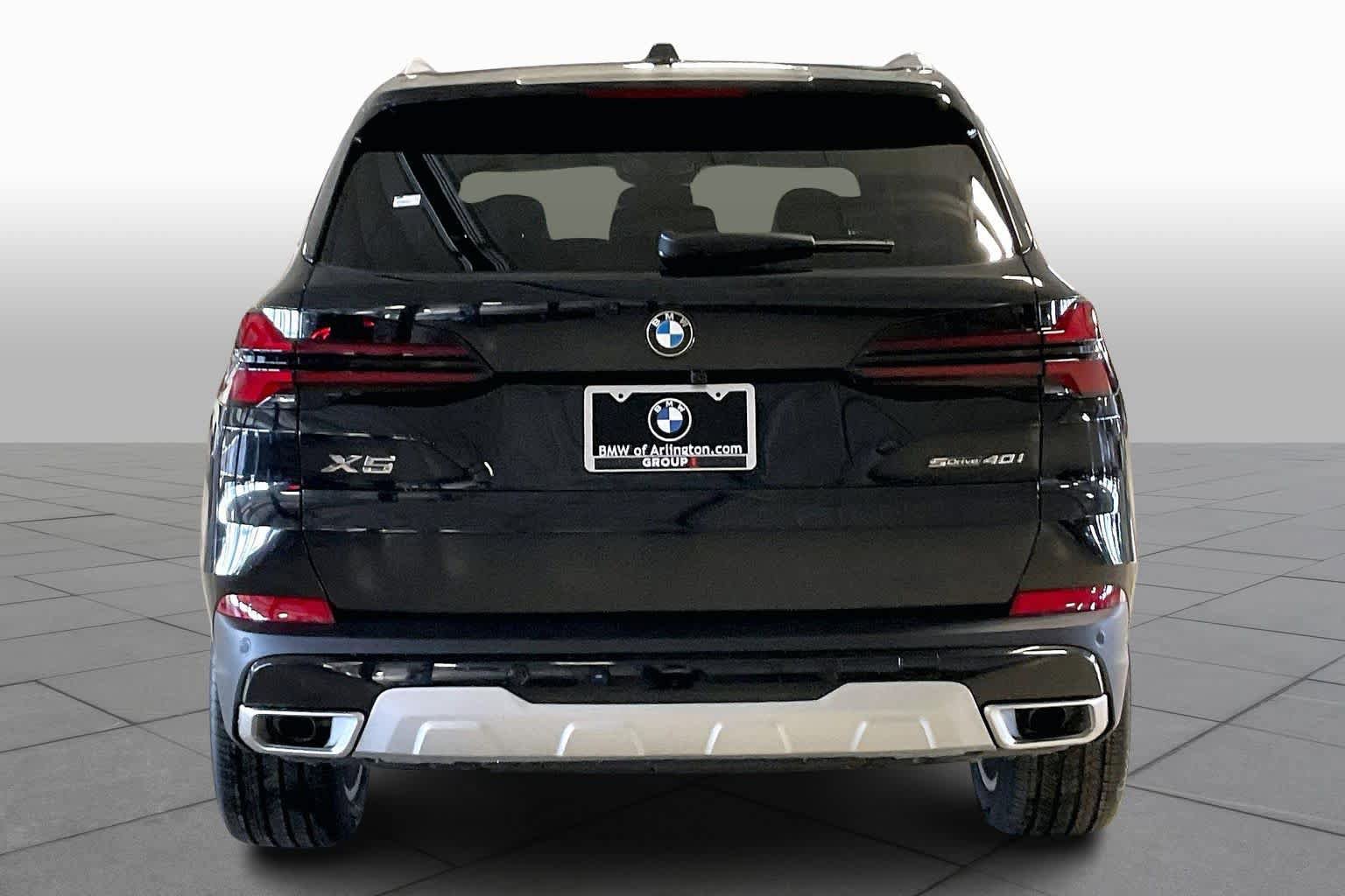 New 2026 BMW X5 sDrive40i image 4