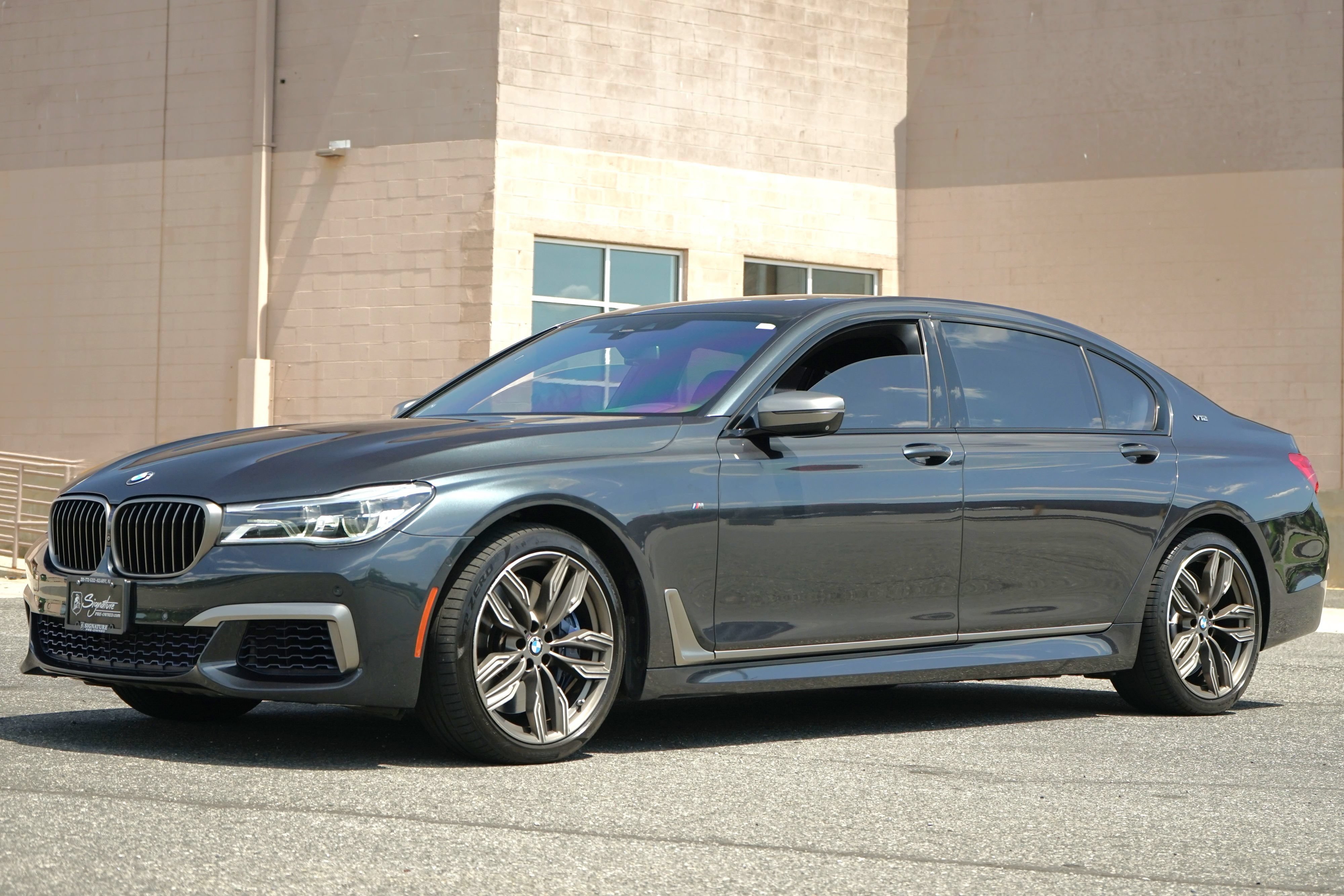 Used 2018 BMW M760i xDrive AWD/4WD image 2