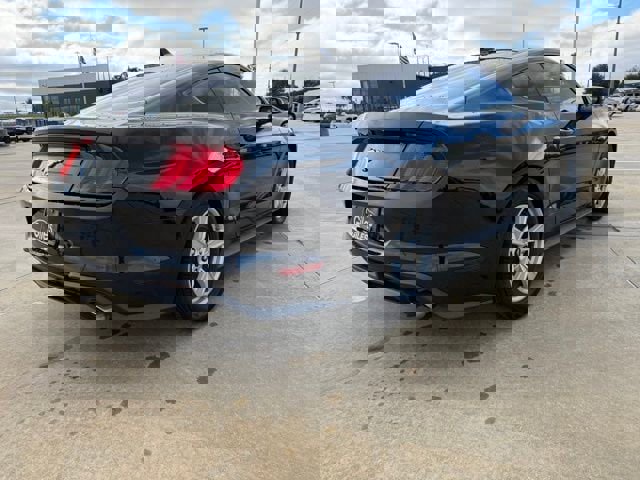 Used 2020 Ford Mustang Coupe image 5