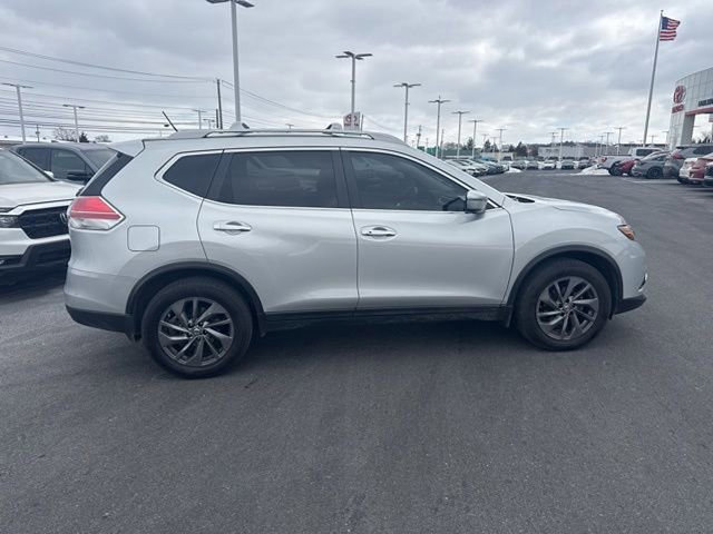 Used 2016 Nissan Rogue SL w/ SL Premium Package image 6