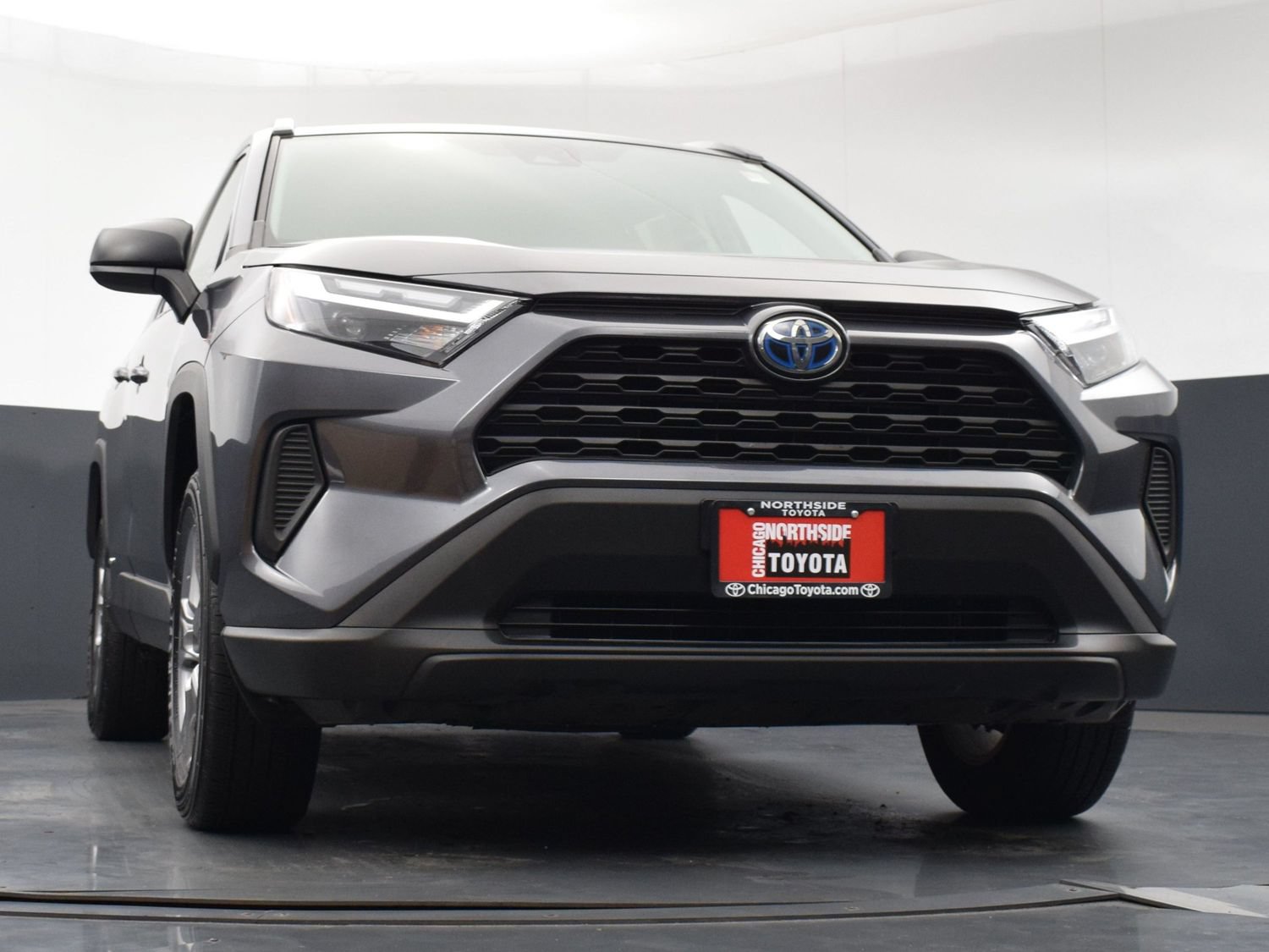 Used 2024 Toyota RAV4 LE AWD/4WD image 28