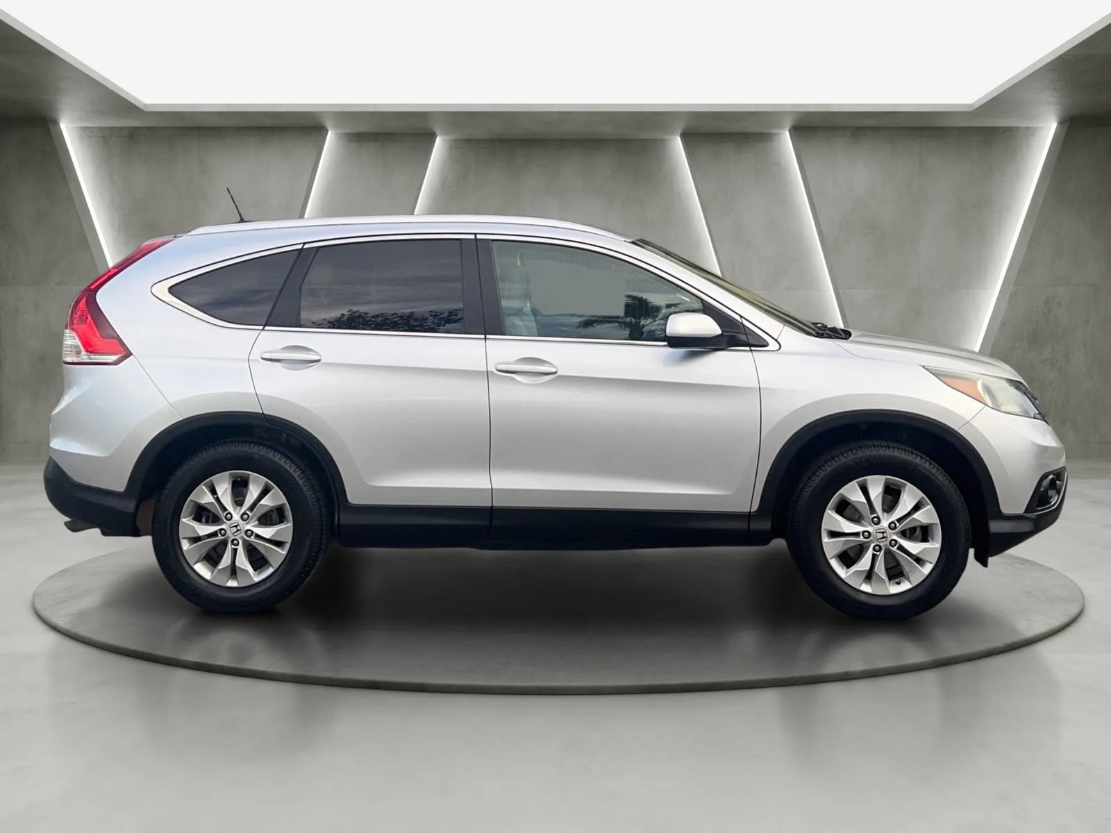Used 2014 Honda CR-V EX-L image 2