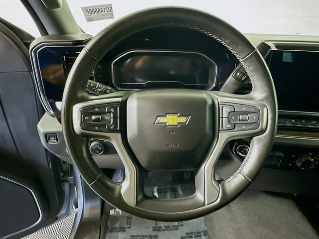 Used 2025 Chevrolet Silverado 1500 LT RWD image 13