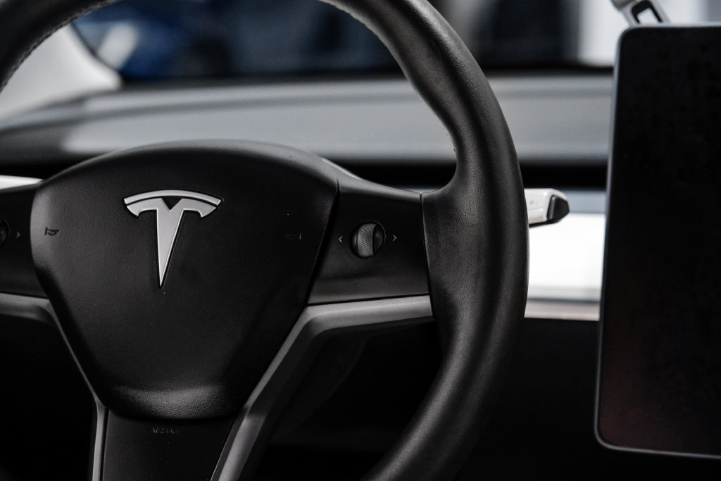 Used 2022 Tesla Model 3 Performance AWD/4WD image 21