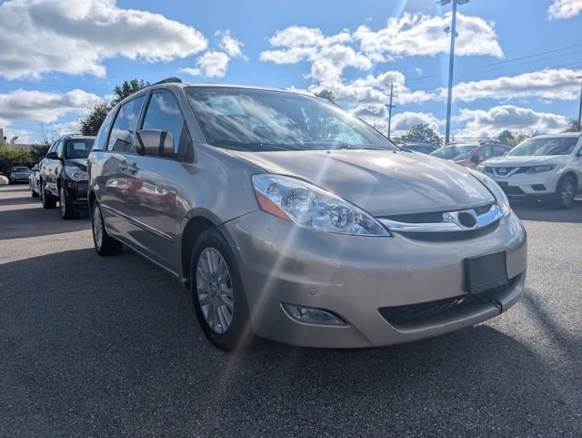 Used 2008 Toyota Sienna XLE
