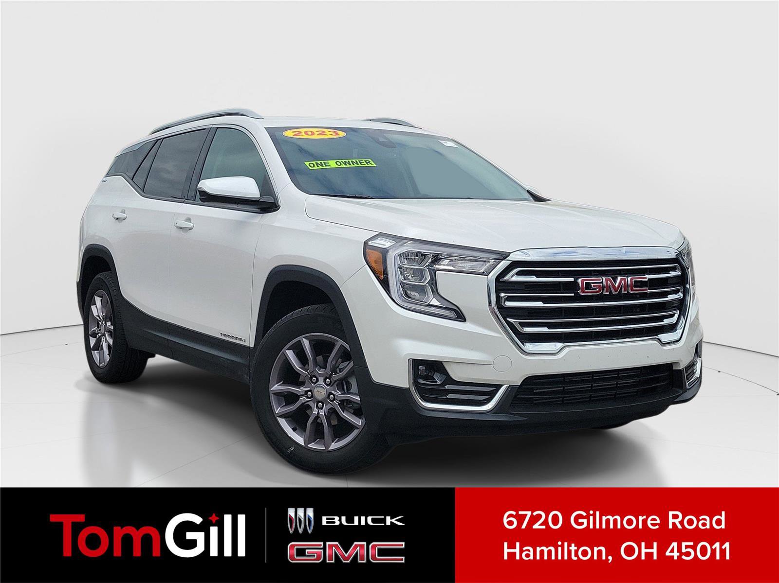 Used 2023 GMC Terrain SLT image 1