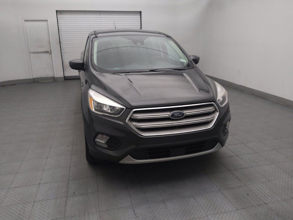 Used 2019 Ford Escape SE FWD image 14