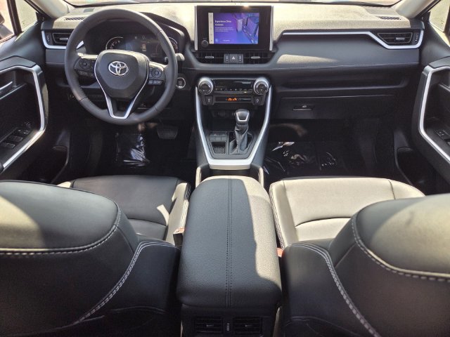 Used 2023 Toyota RAV4 XLE Premium FWD image 15