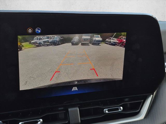 Used 2026 Chevrolet Equinox LT FWD image 11