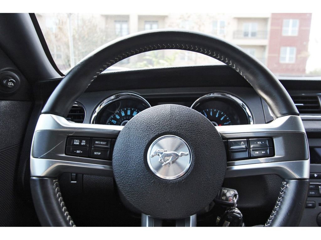 Used 2014 Ford Mustang Coupe image 13
