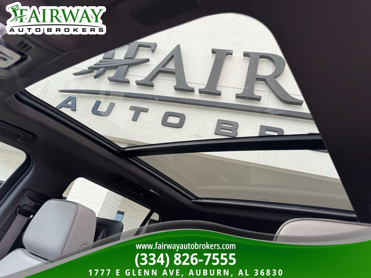 Used 2026 GMC Yukon Elevation w/ Elevation Premium Package AWD/4WD image 27