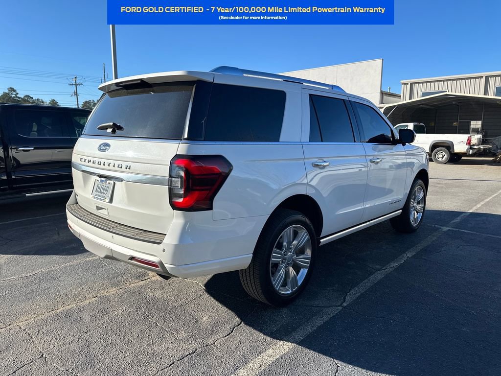 Used 2022 Ford Expedition Platinum image 2