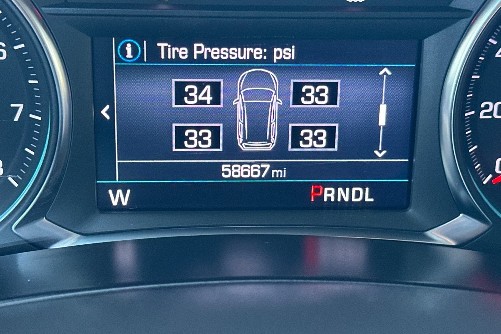 Used 2023 Chevrolet Equinox LT FWD image 25