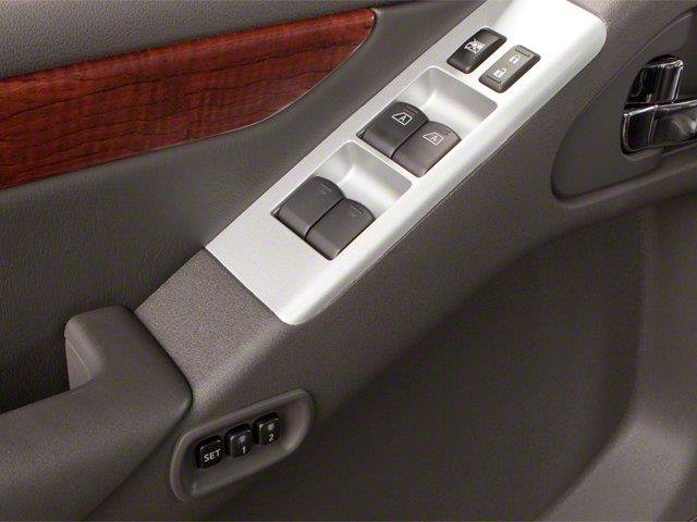 Used 2010 Nissan Pathfinder SE AWD/4WD image 24