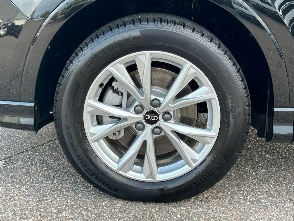 Used 2025 Audi Q3 2.0T Premium w/ Convenience Package image 44