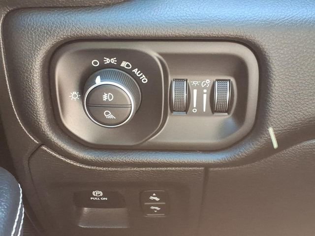 Used 2023 RAM 1500 Laramie image 23