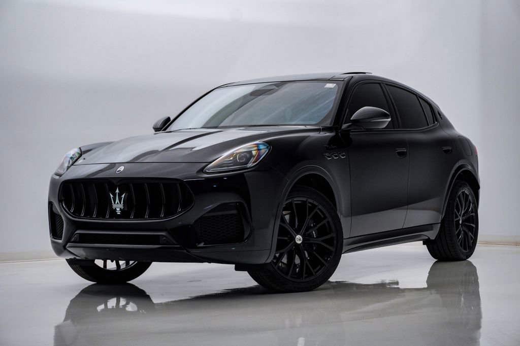 Used 2023 Maserati Grecale Modena AWD/4WD image 1