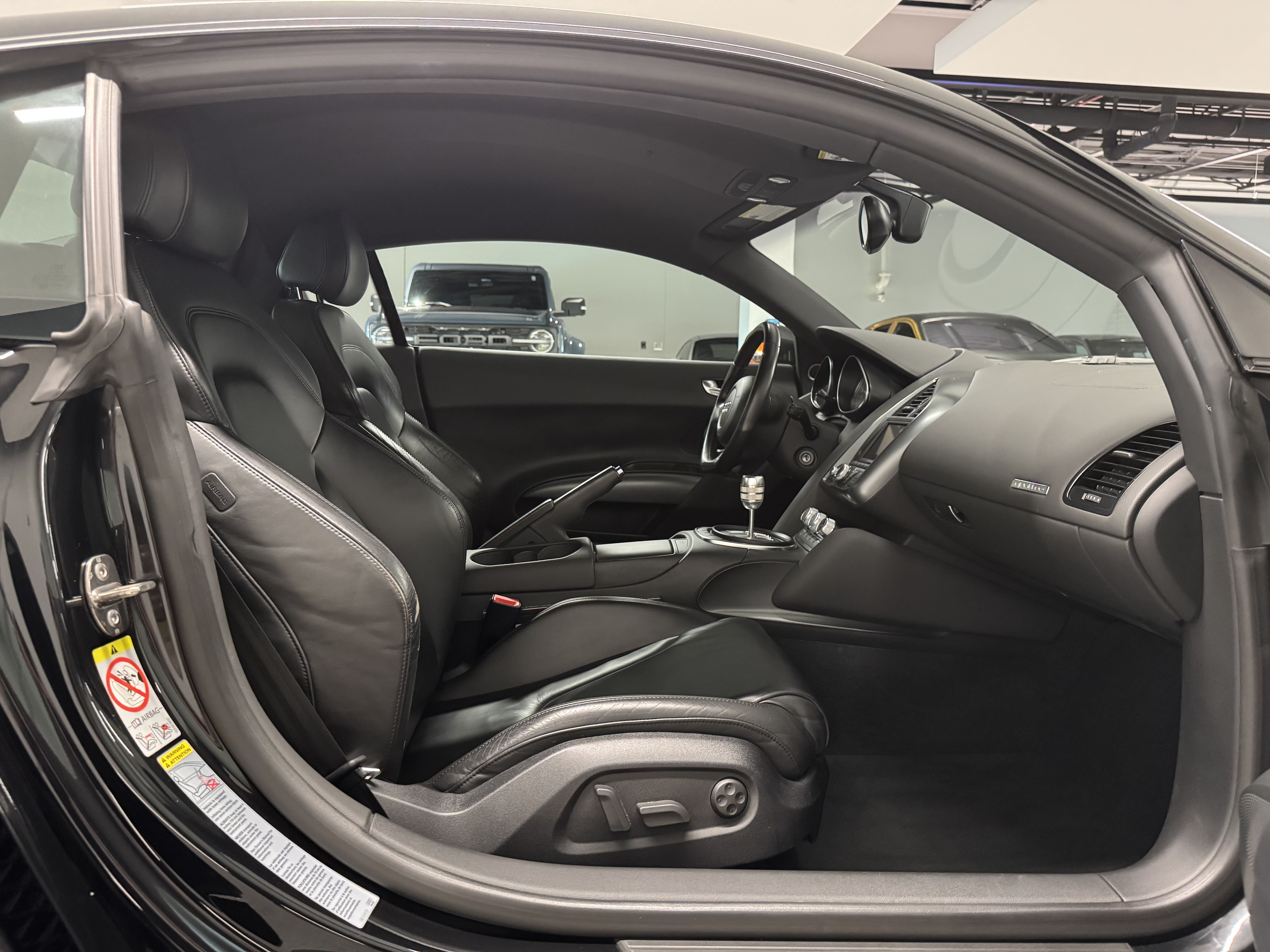 Used 2008 Audi R8 V8 AWD/4WD image 14