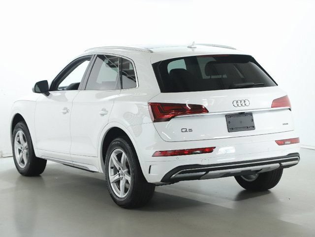 Used 2023 Audi Q5 2.0T Premium w/ Convenience Package AWD/4WD image 42