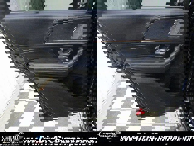 Used 2020 Mercedes-Benz GLE 350 4MATIC image 18