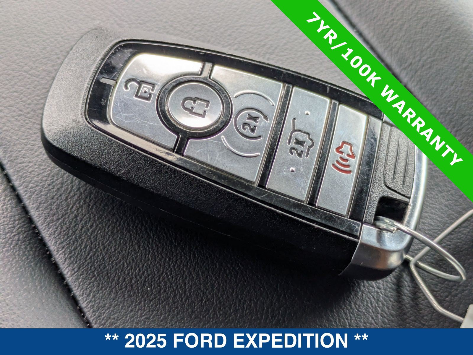 Certified 2025 Ford Expedition Platinum w/ Driver's Package AWD/4WD image 41