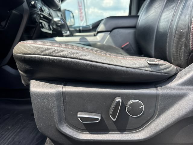 Used 2018 Ford F150 XLT w/ Equipment Group 302A Luxury AWD/4WD image 13