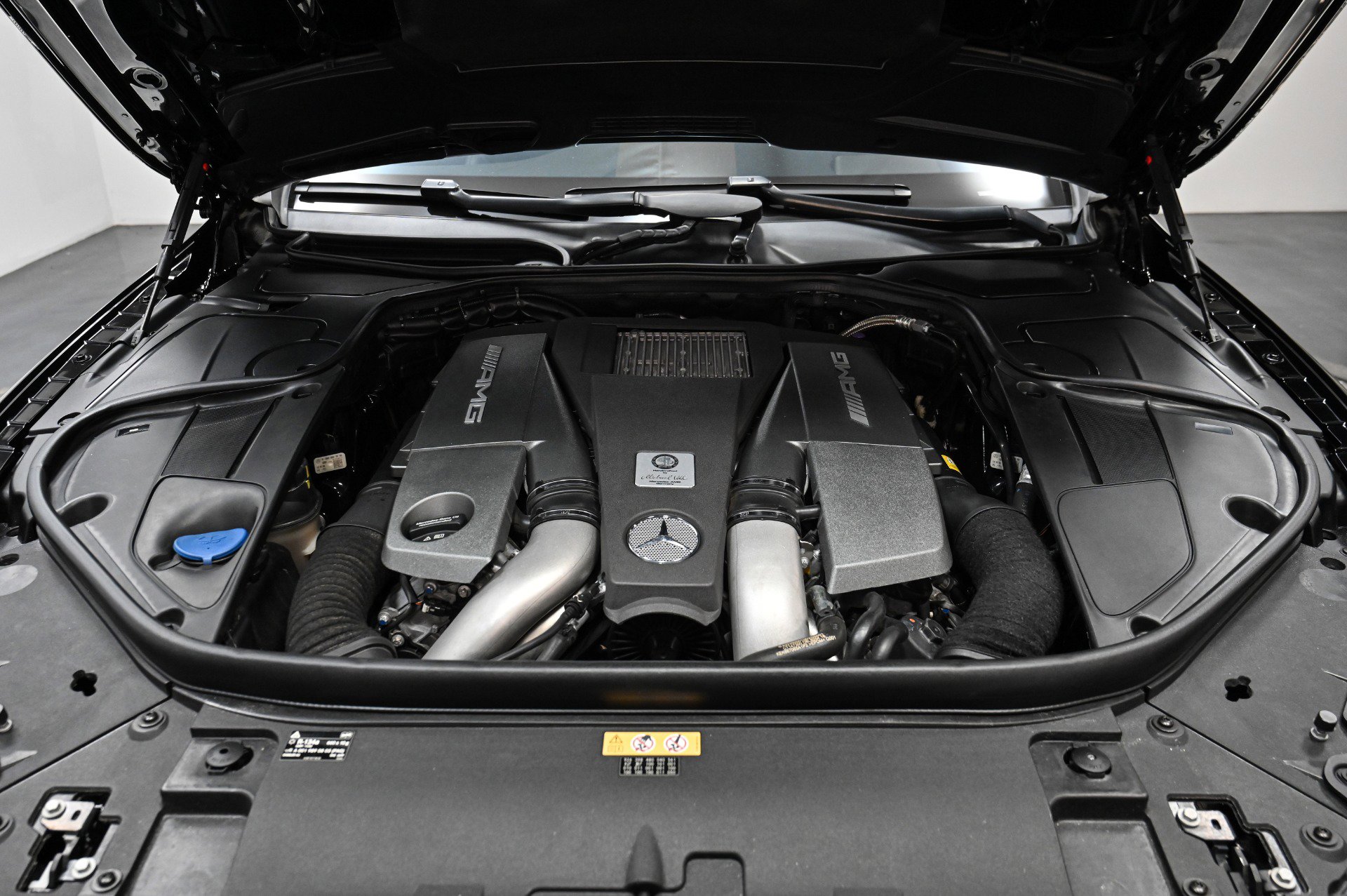 Used 2016 Mercedes-Benz S 63 AMG 4MATIC Coupe image 39