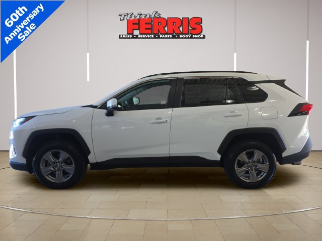 Used 2024 Toyota RAV4 XLE AWD/4WD image 2