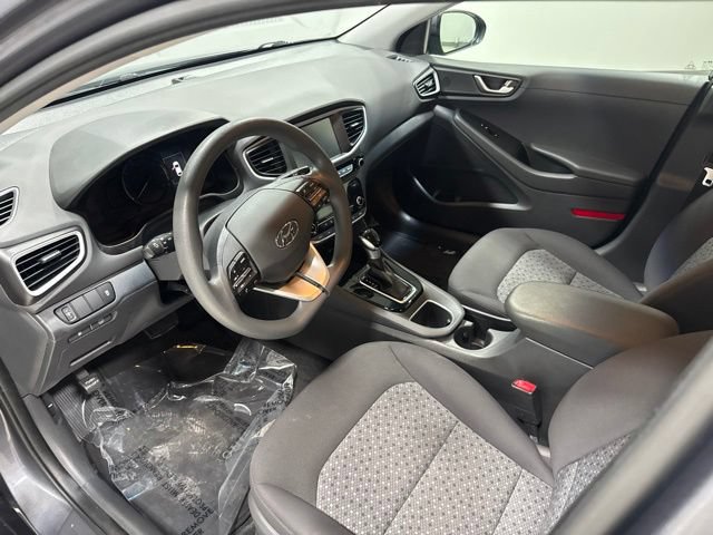 Used 2018 Hyundai Ioniq Blue FWD image 12