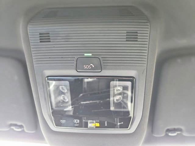 Used 2024 Volkswagen Atlas Cross Sport SE image 26