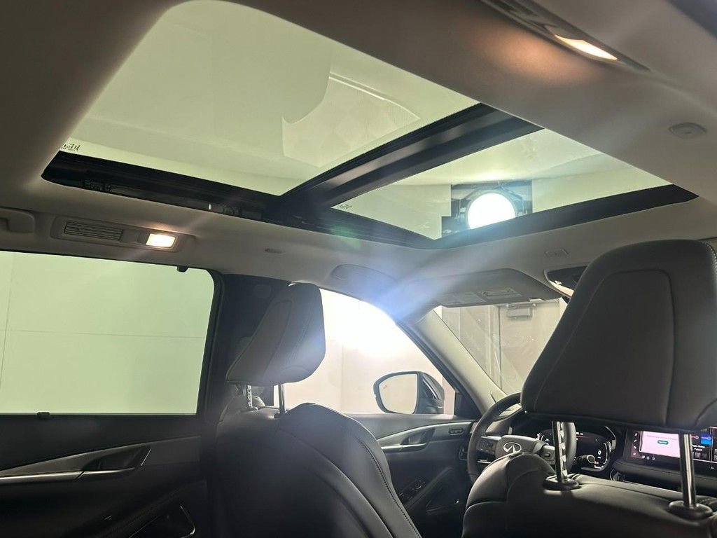 New 2026 INFINITI QX60 Luxe w/ Cargo Package image 12